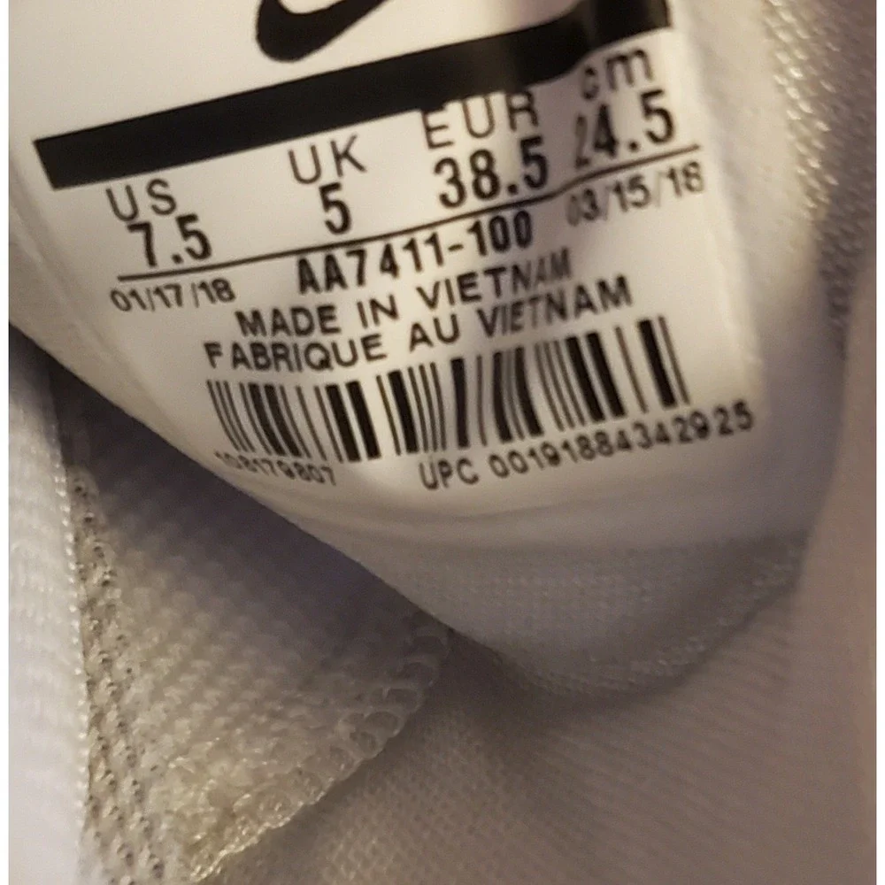 Nike Renew Rival‎ Lace Up Running Shoes Women's Size 7.5 White